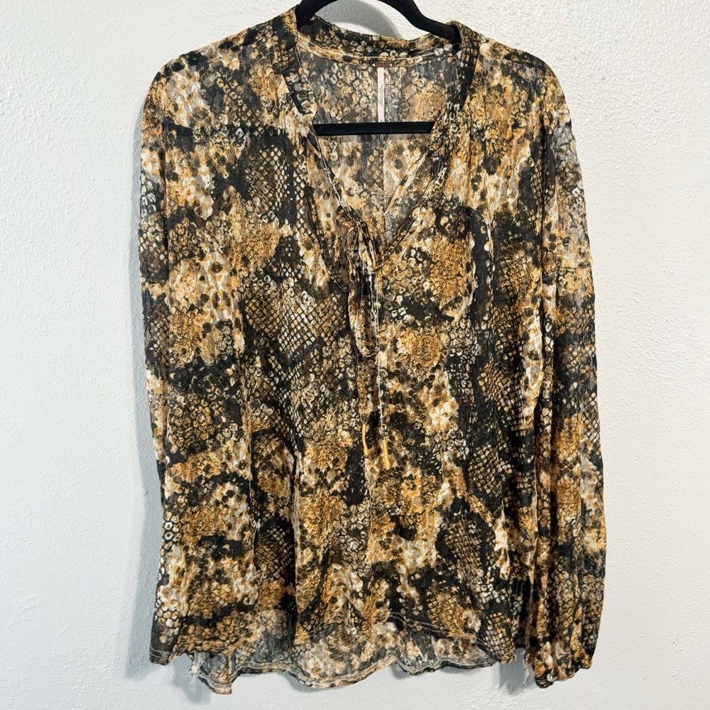 Free People lace tie front blouse medium